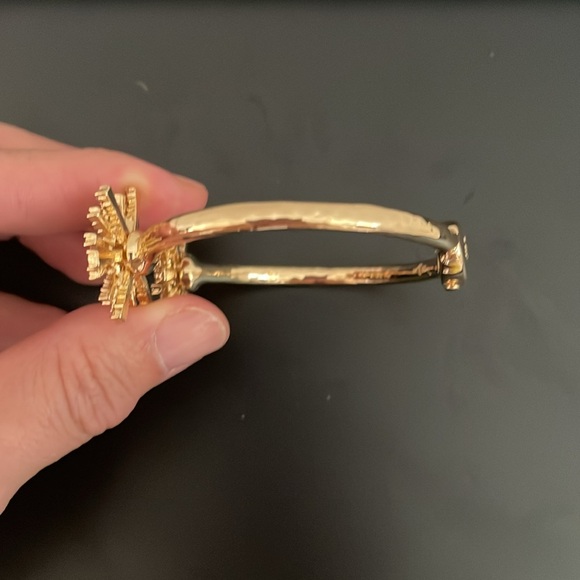 18K Gold Plated / Crystals Bangle- Women - Picture 2 of 8
